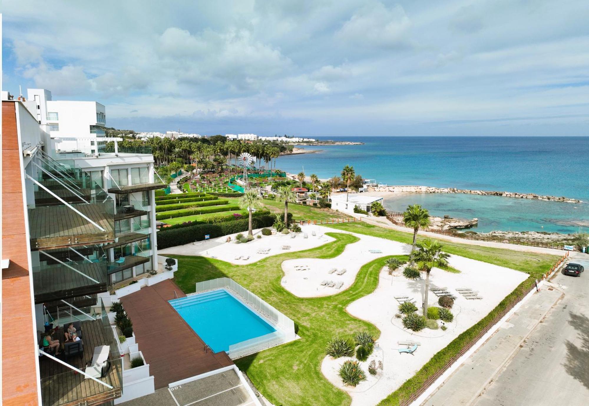 Apartment Marisol - Beachfront 普罗塔拉斯 外观 照片